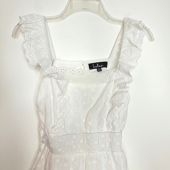 Lulus Dress Women’s XS Flutter Sleeve Lightweight Floral with Ruffled Design - Picture 3 of 15